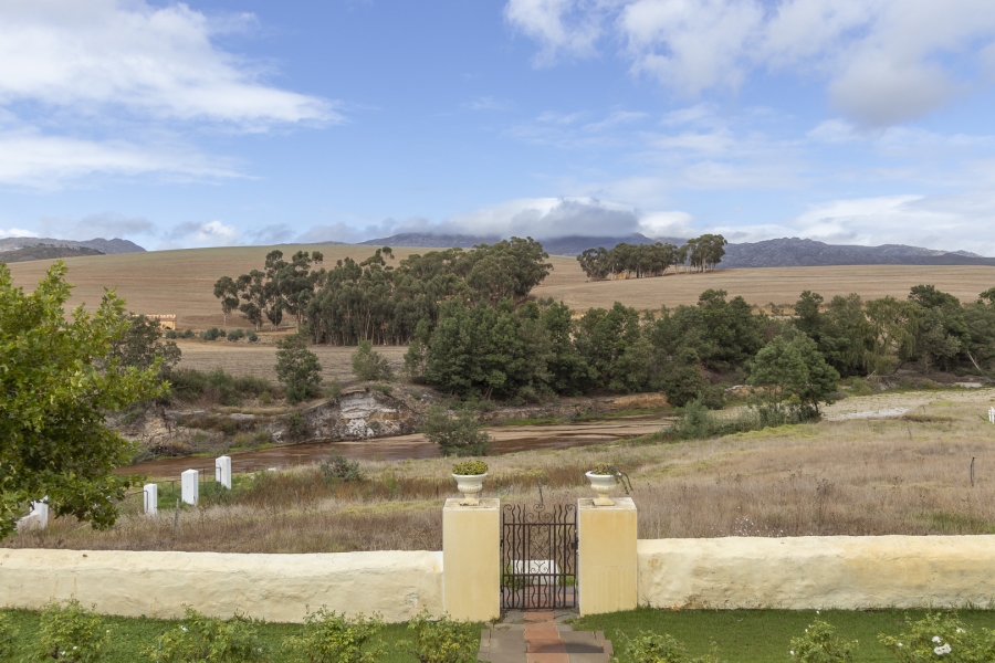 7 Bedroom Property for Sale in Bot River Western Cape